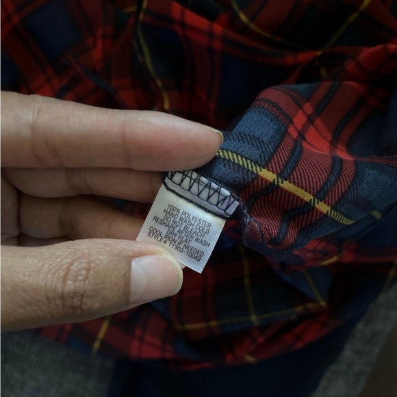 ✨Blue and red plaid Sheer Top ✨3/$13✨ - Picture 11 of 11